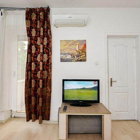 Ideal Accommodation City Center Bukares Bagian luar foto