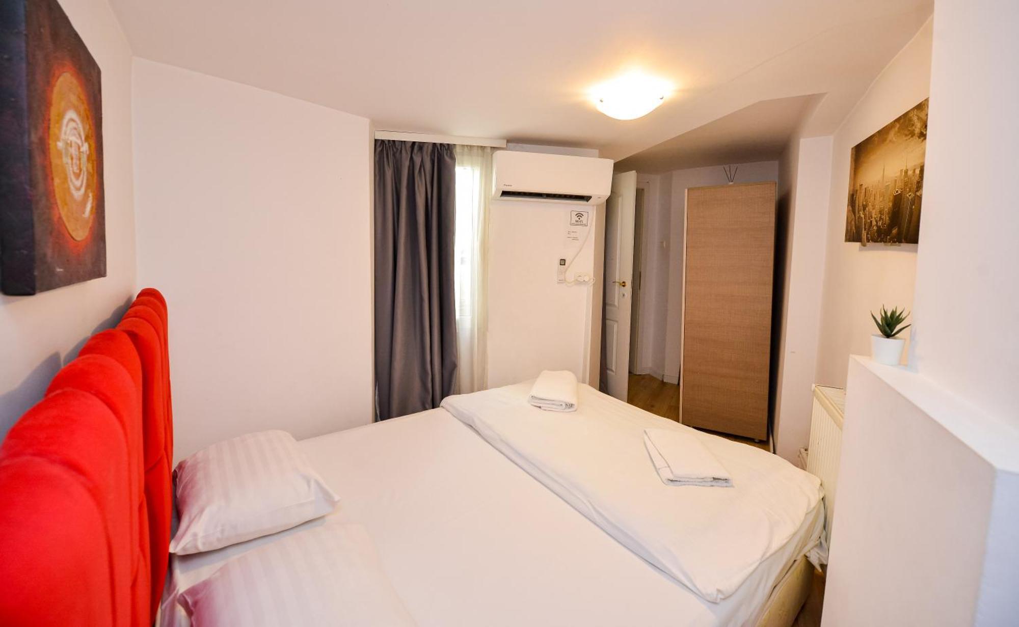 Ideal Accommodation City Center Bukares Bagian luar foto