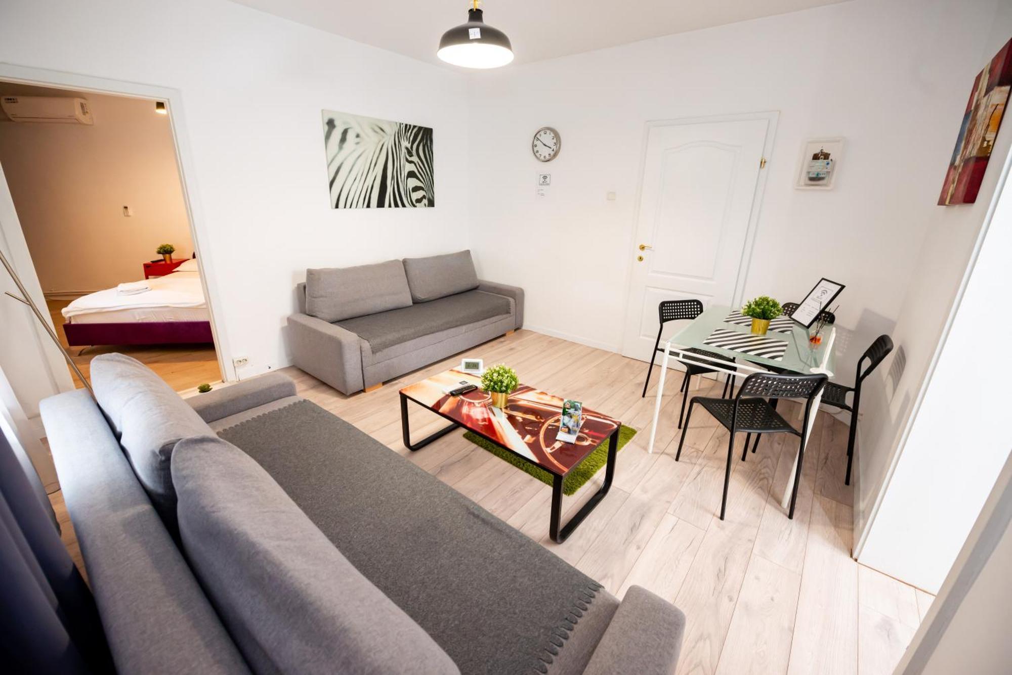 Ideal Accommodation City Center Bukares Bagian luar foto