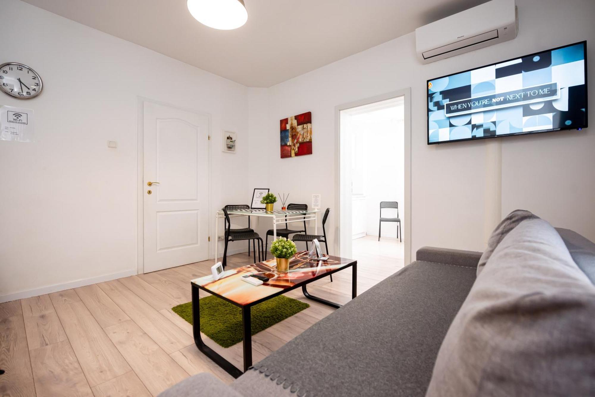 Ideal Accommodation City Center Bukares Bagian luar foto