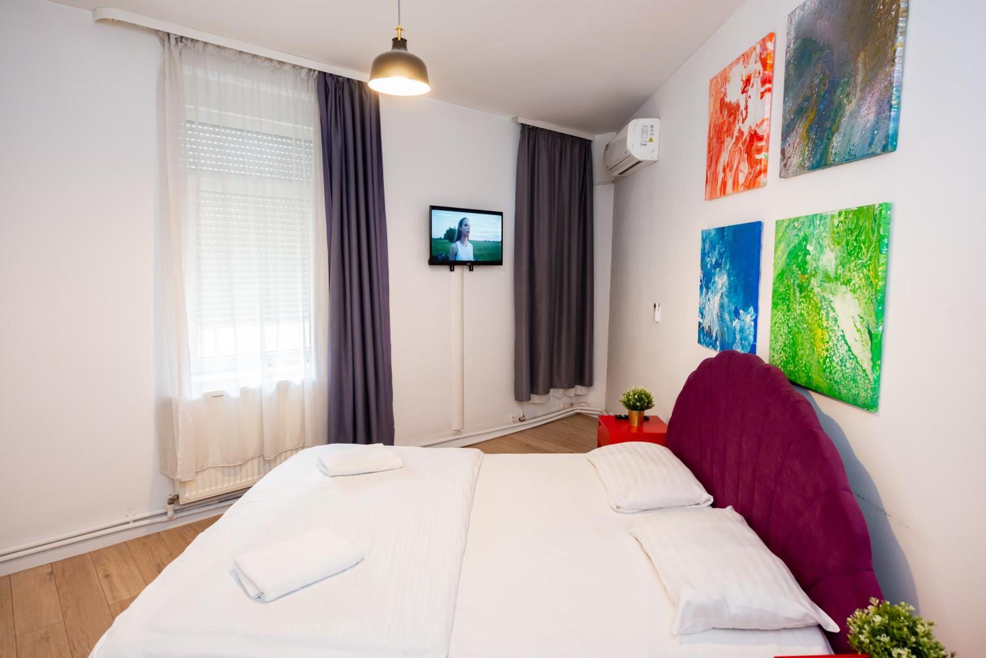 Ideal Accommodation City Center Bukares Bagian luar foto