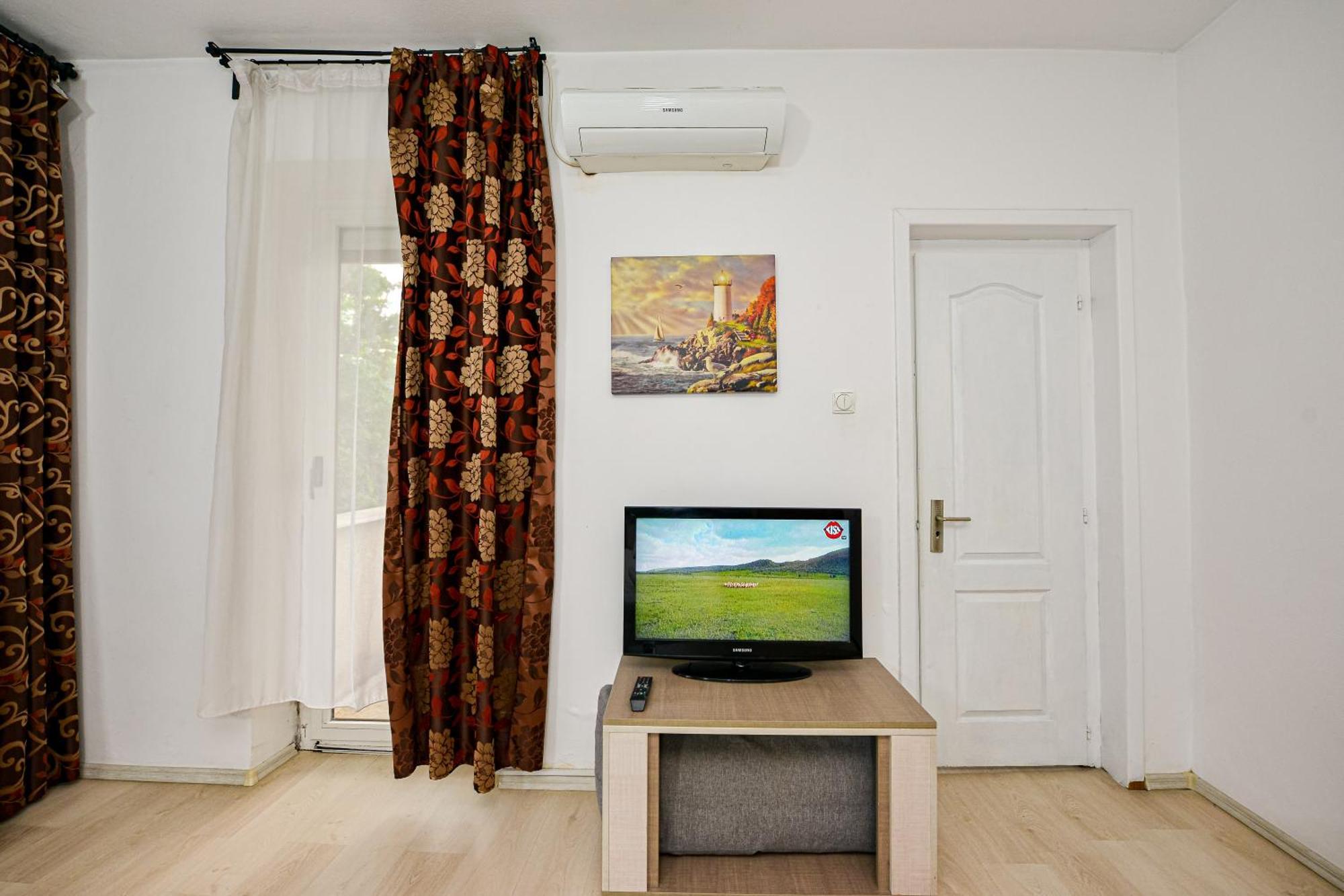 Ideal Accommodation City Center Bukares Bagian luar foto
