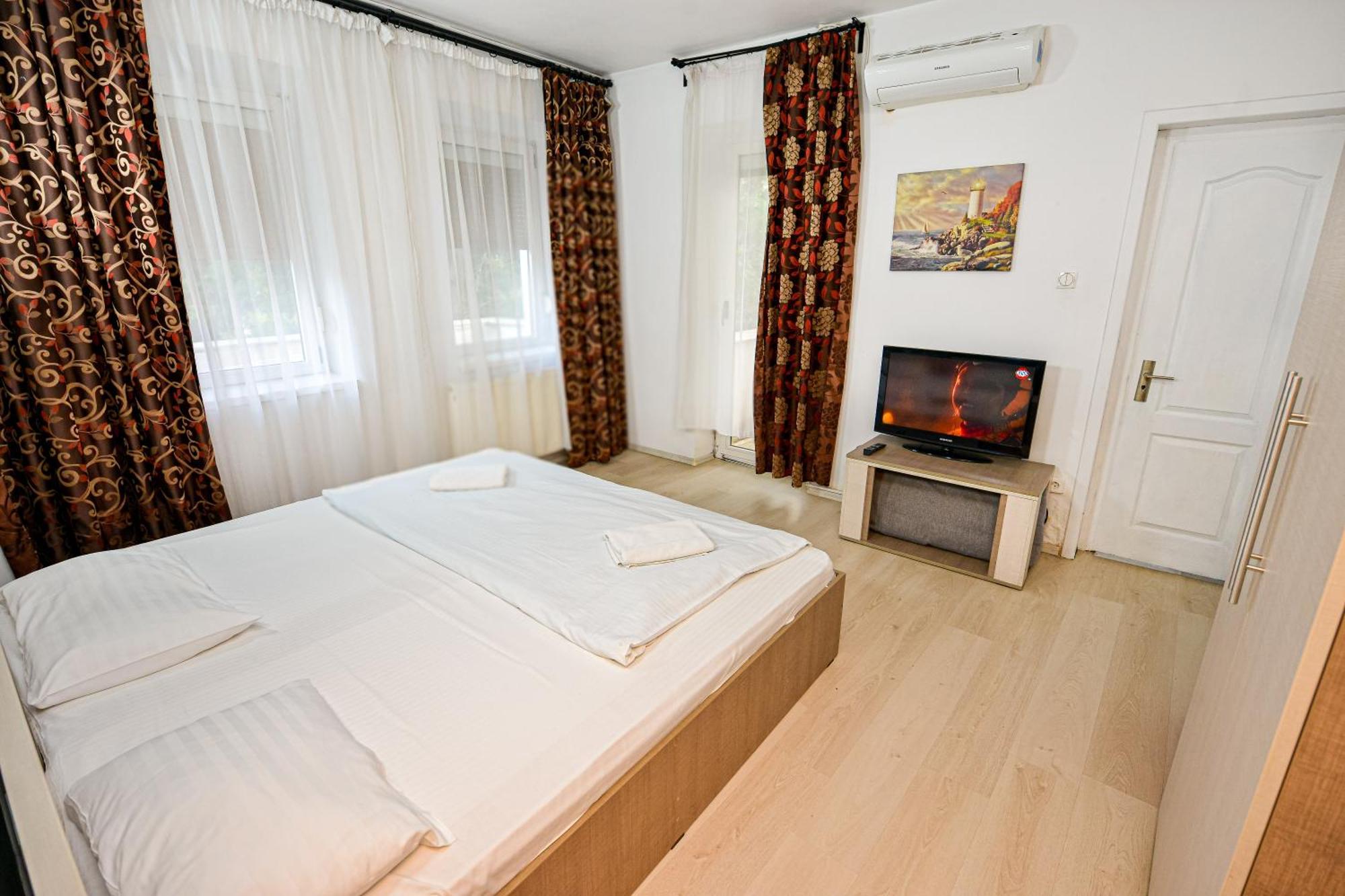 Ideal Accommodation City Center Bukares Bagian luar foto