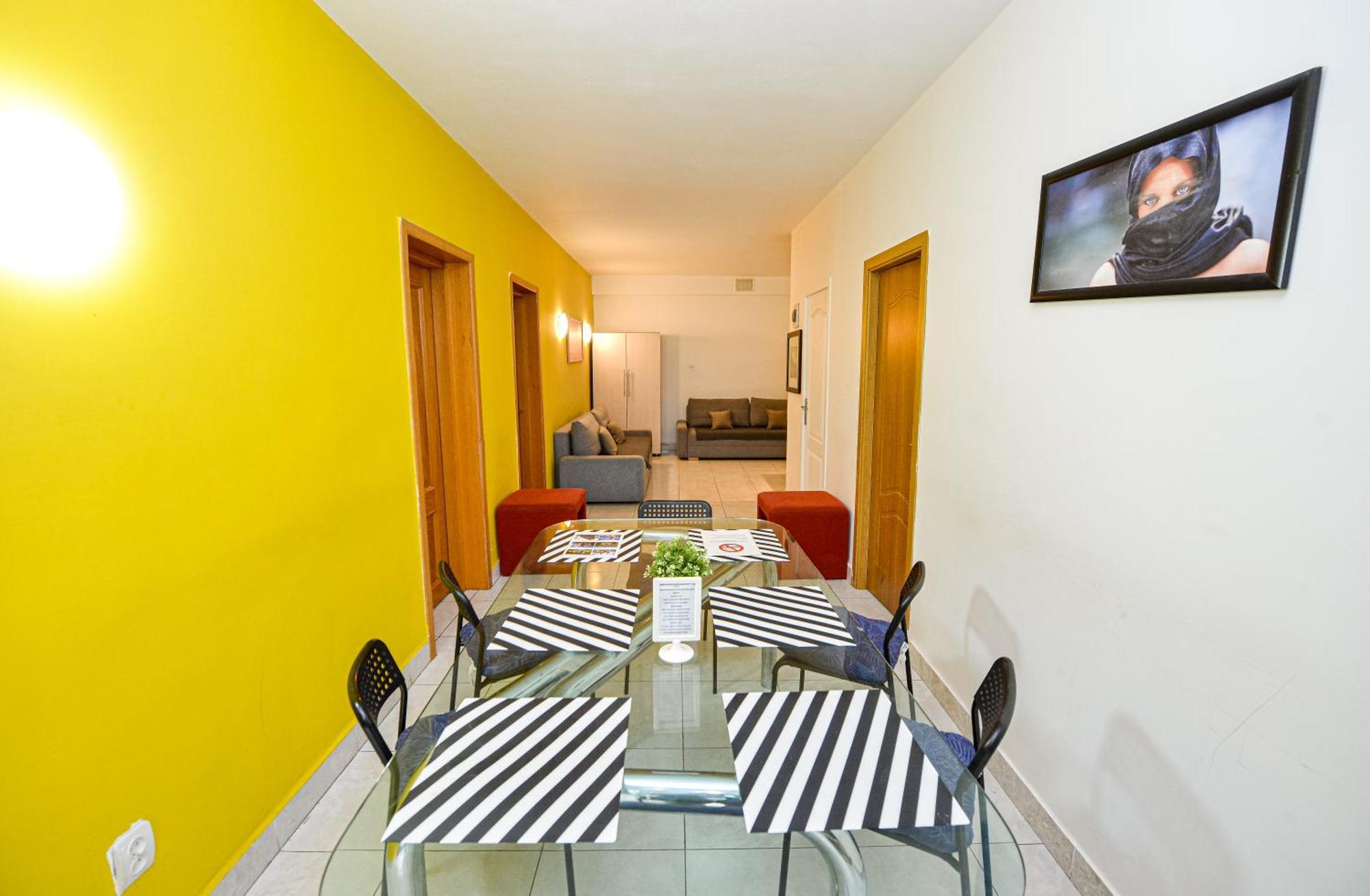 Ideal Accommodation City Center Bukares Bagian luar foto