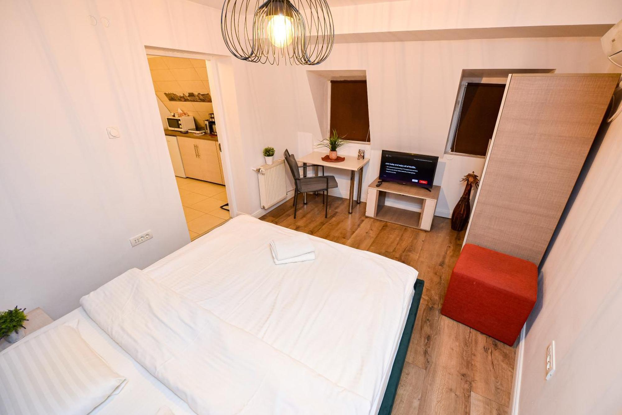 Ideal Accommodation City Center Bukares Bagian luar foto